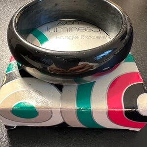 Avon 1977 Vintage Luminesque Lucite Pearl Black Retro Bangle Bracelet